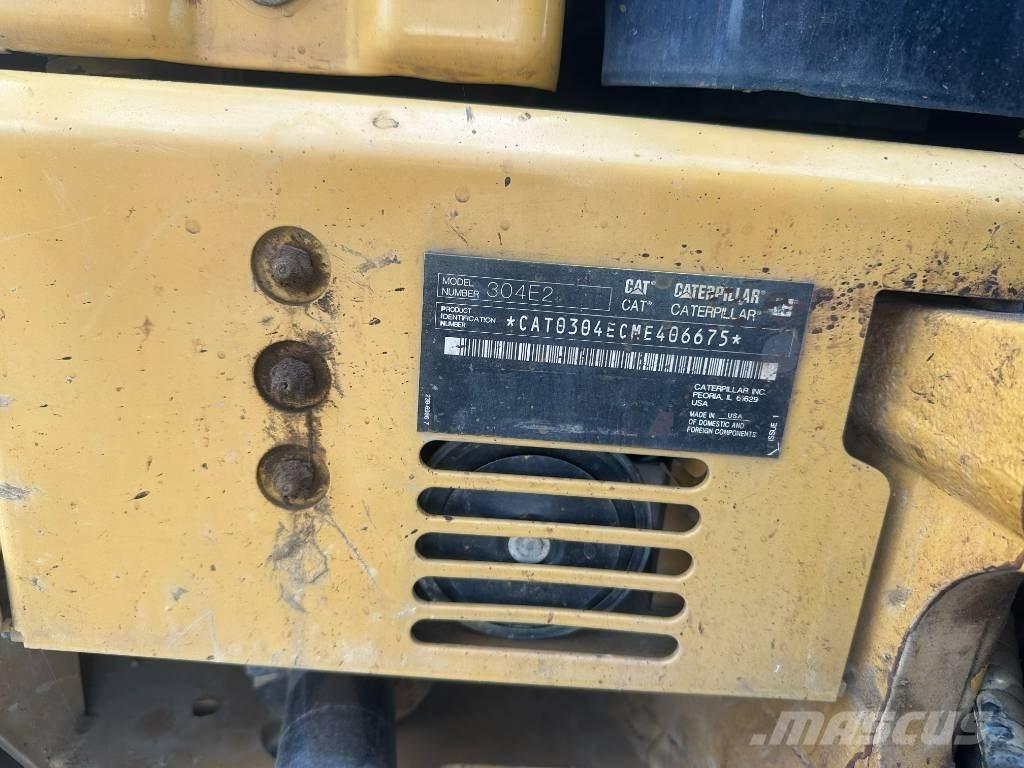 CAT 304 Minikoparki