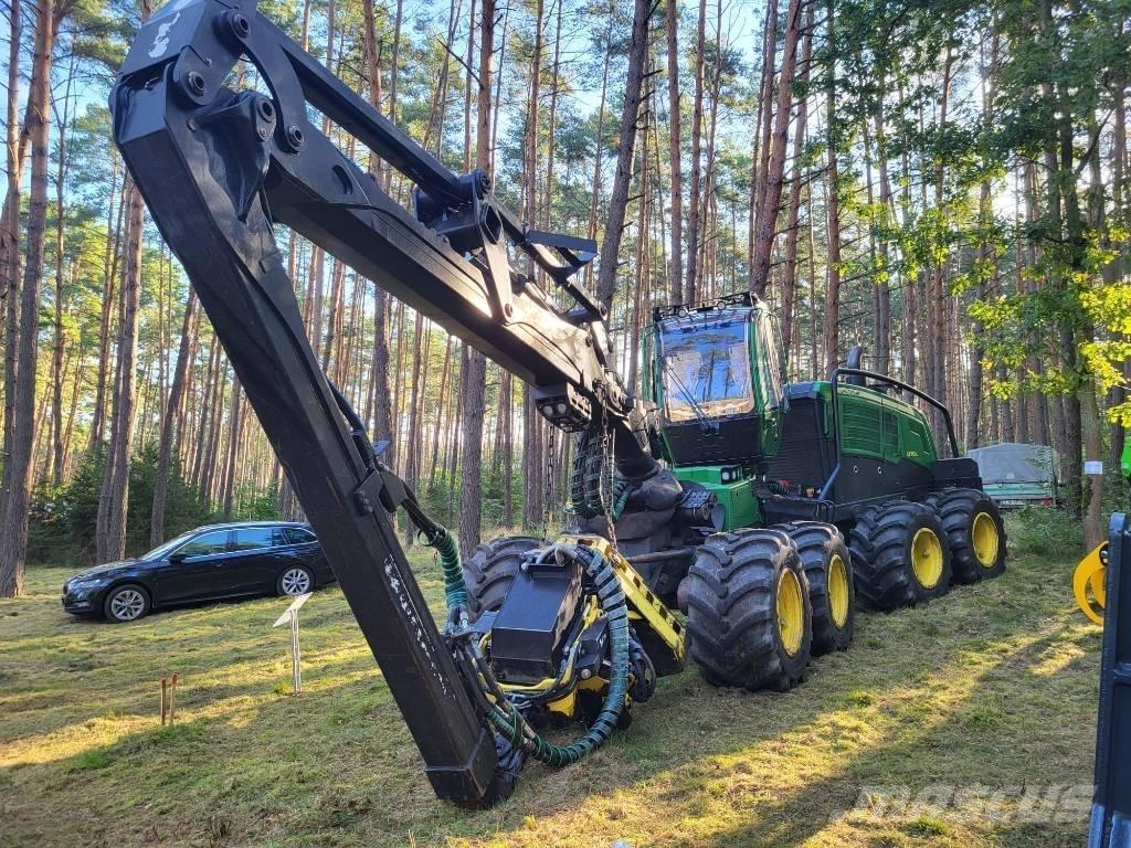 Johan Deere 1270G Harwestery