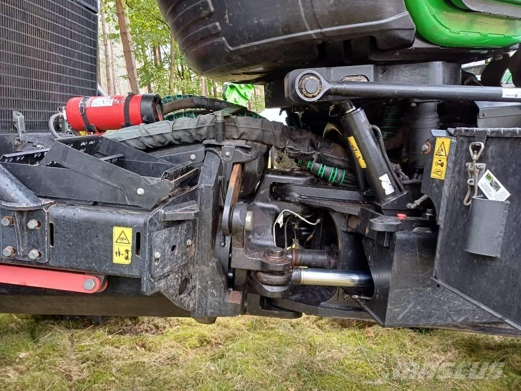 Johan Deere 1270G Harwestery