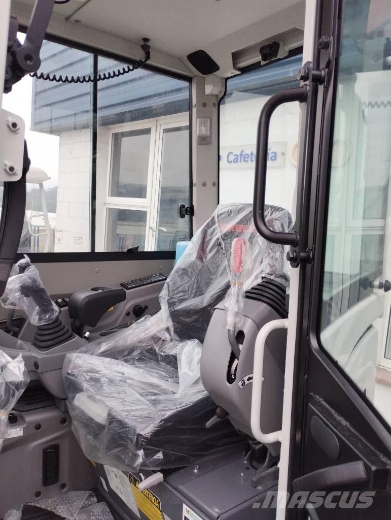 Takeuchi TB 325 R Minikoparki