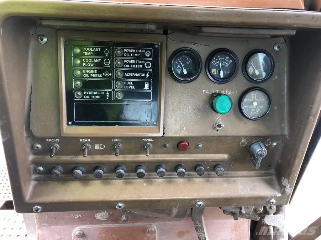 CAT D 10 Spycharki gąsienicowe