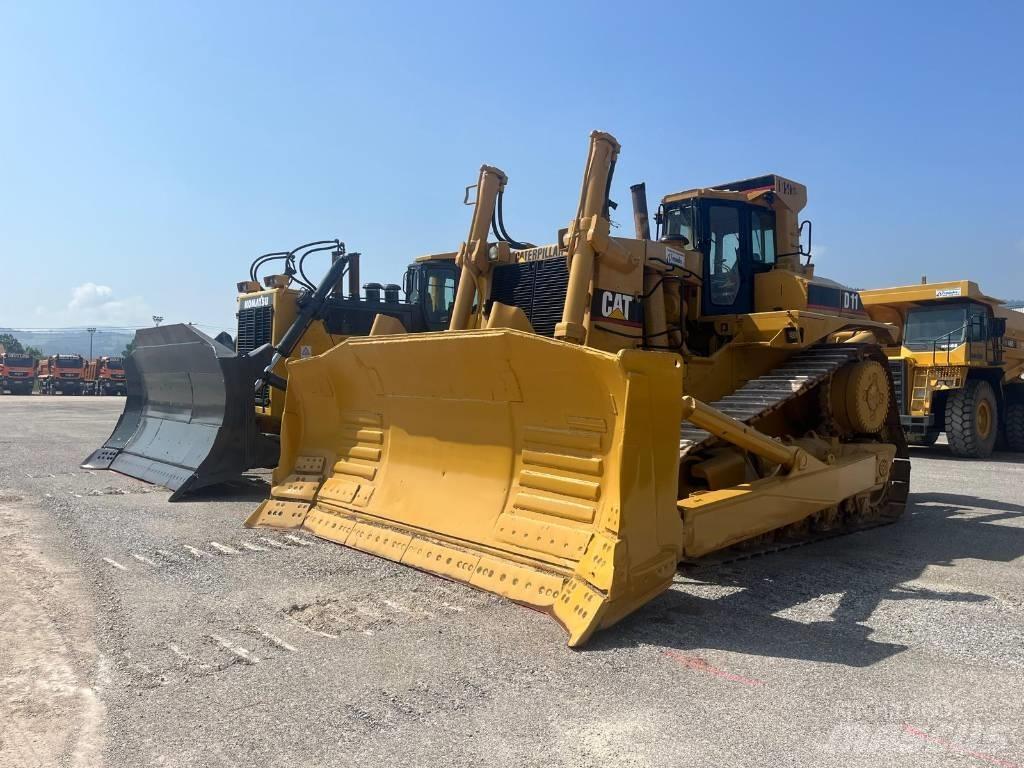CAT D 10 Spycharki gąsienicowe