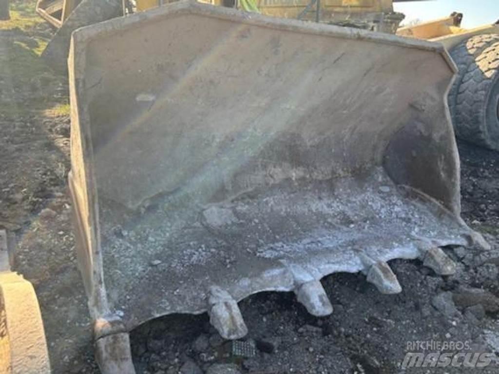 CAT 973D Łyżki do ładowarek