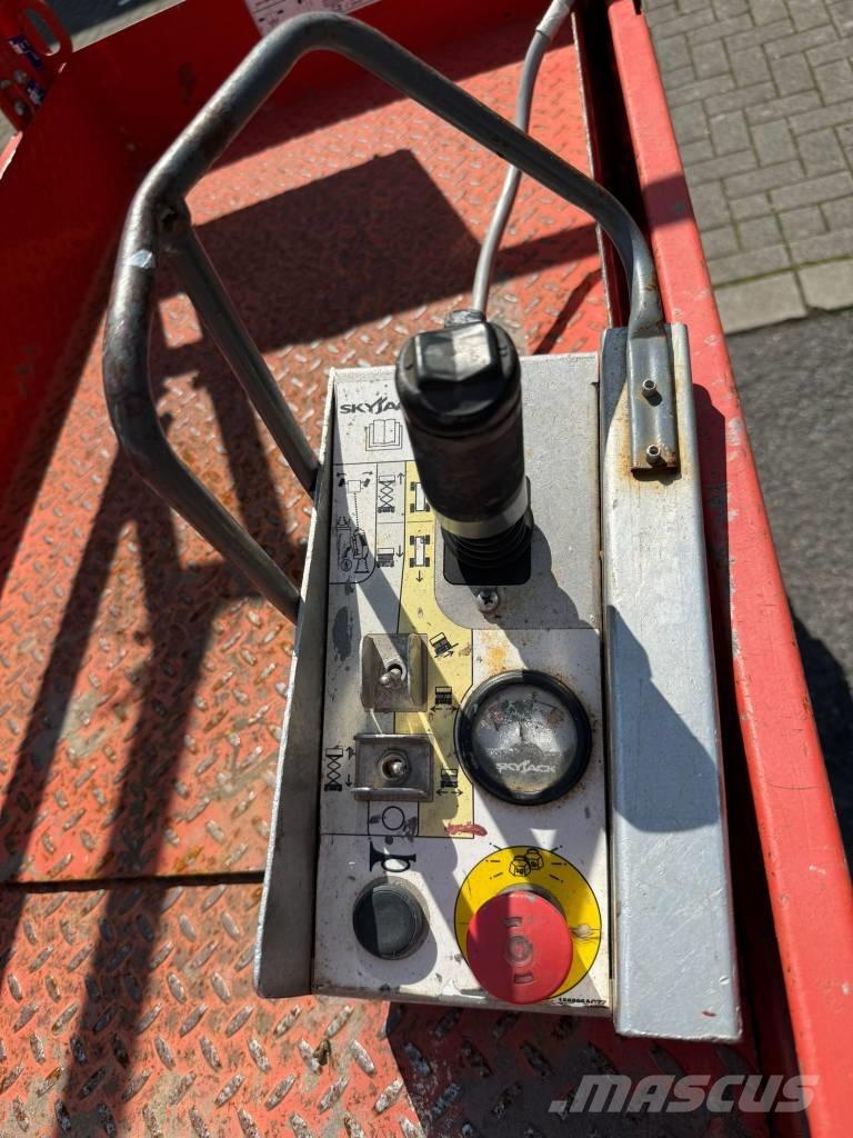 SkyJack SJ 3219 Podnośniki nożycowe
