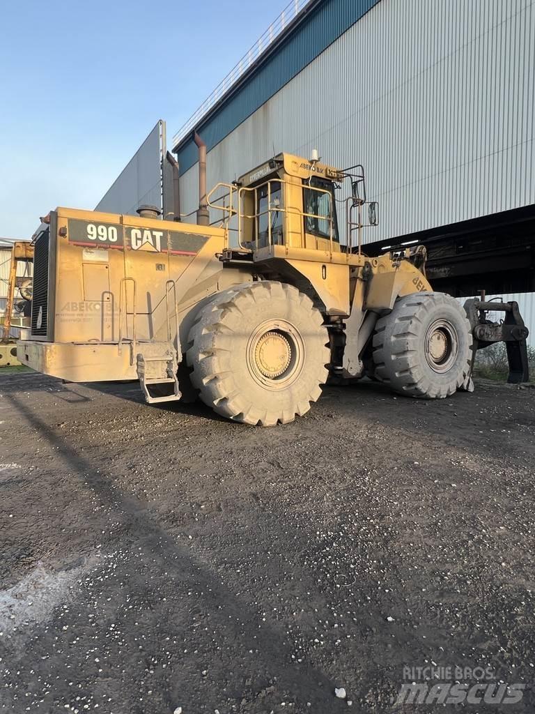 CAT 990 Ładowarki kołowe