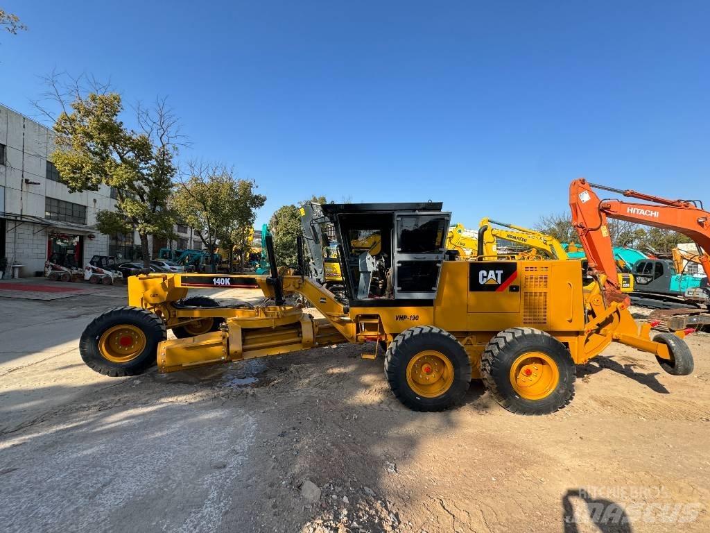 CAT 140 K Równiarki
