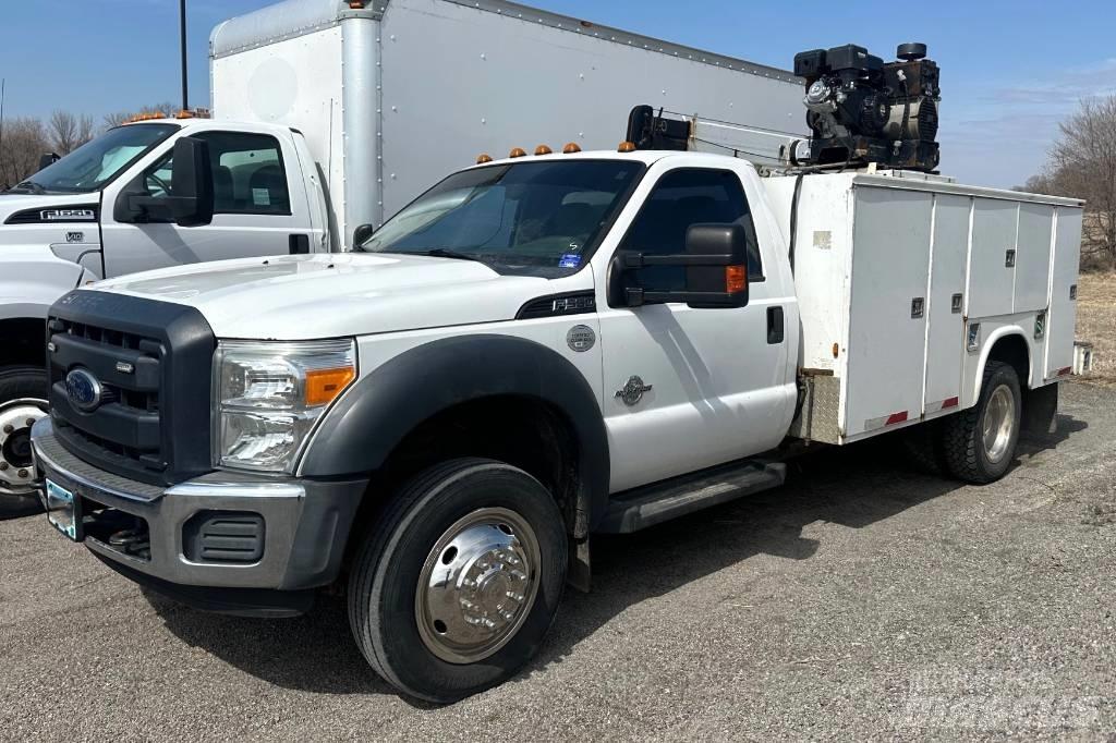 Ford F 550 XL SD Żurawie gąsienicowe