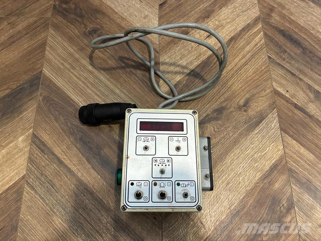  Salt spreader Piaskarki i solarki