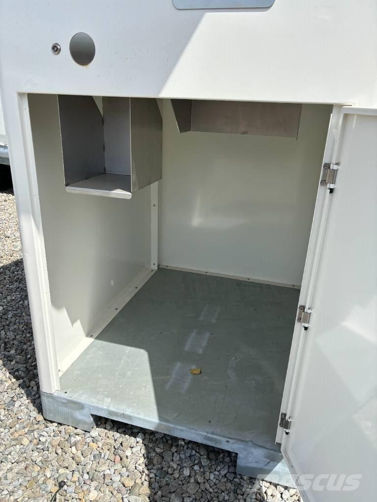  Recylingstation PET Komunalne - Inne
