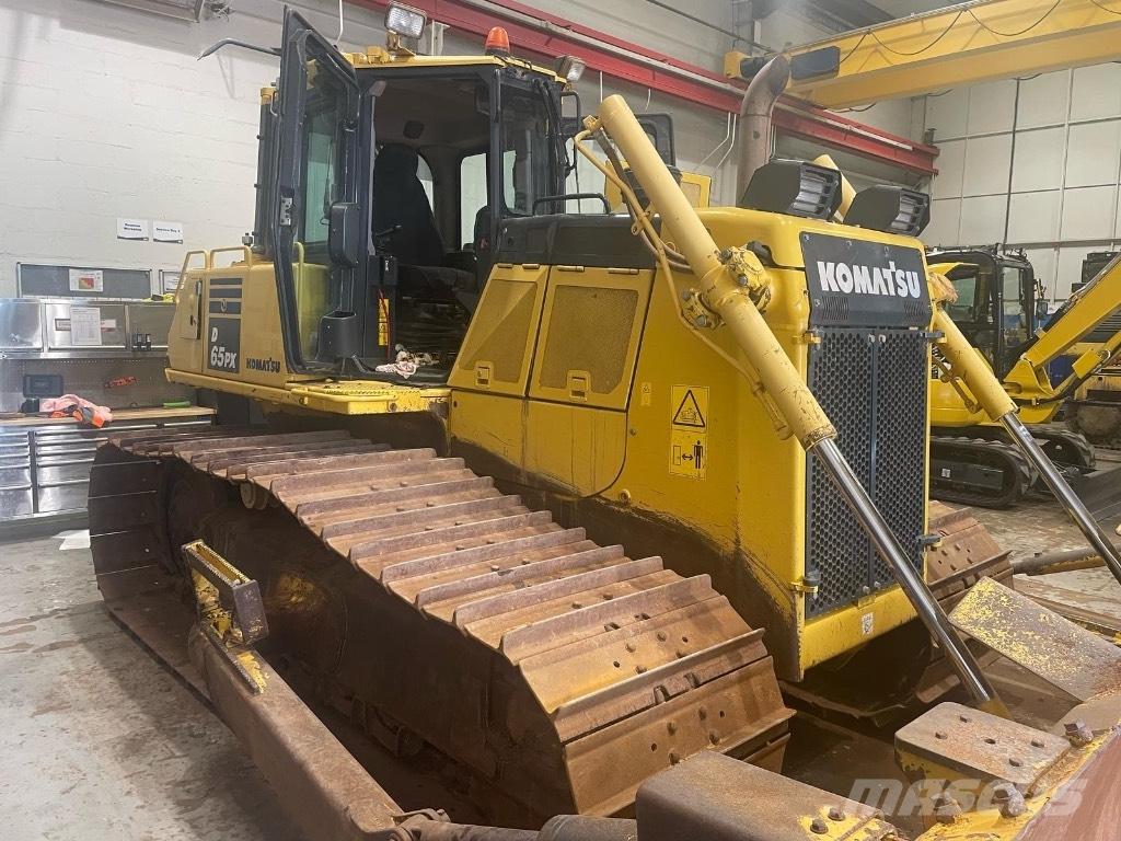 Komatsu D 65 PX-18 Spycharki gąsienicowe