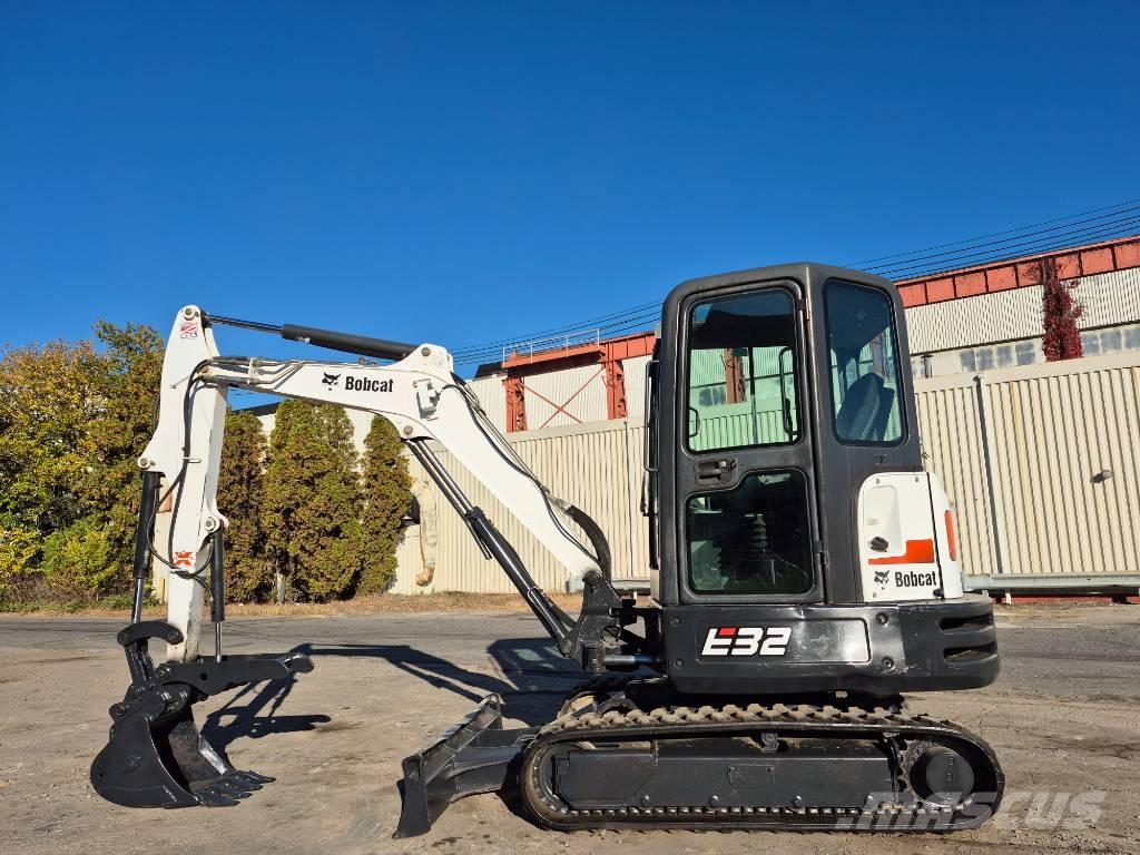 Bobcat E 32 Minikoparki