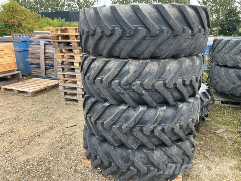  - - - 440/80R28 Opony, koła i felgi
