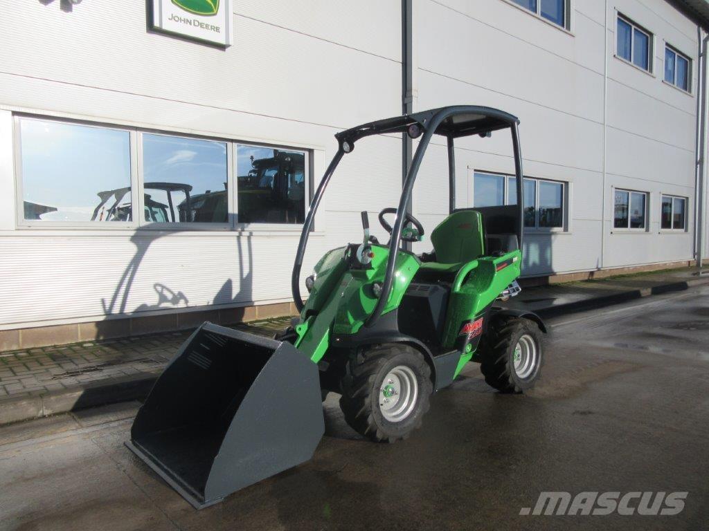 Avant 220 Ładowarki teleskopowe