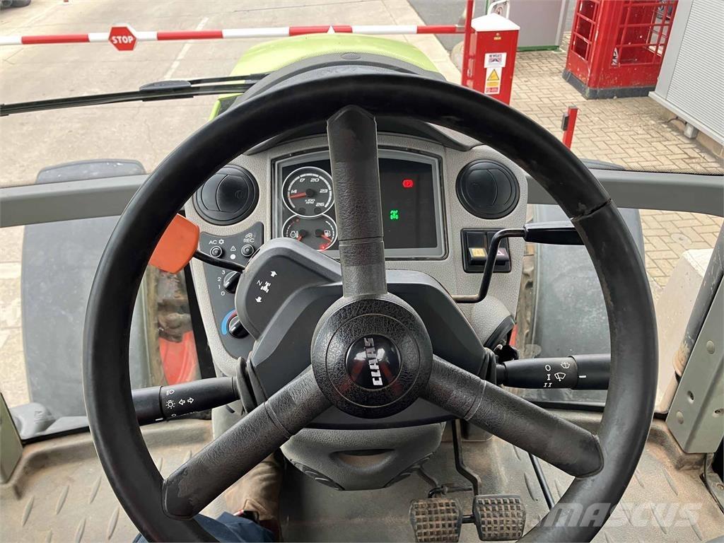 CLAAS Arion 620C Ciągniki rolnicze