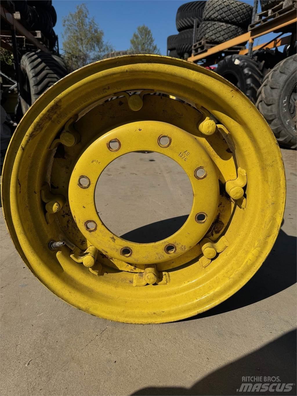 John Deere 10x20 Opony, koła i felgi