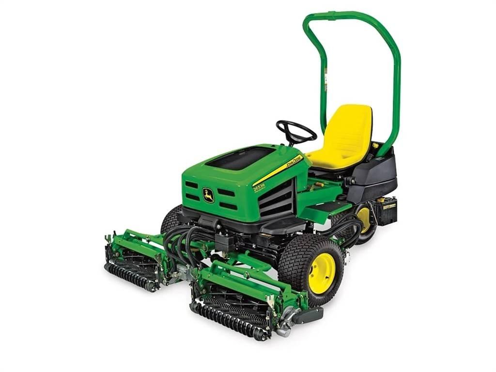 John Deere 2653B Kosiarki mechaniczne z operatorem za maszyną