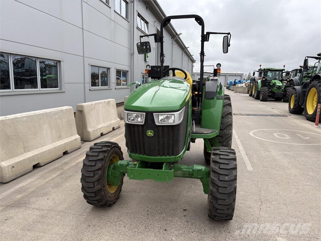 John Deere 4052M Mikrociągniki