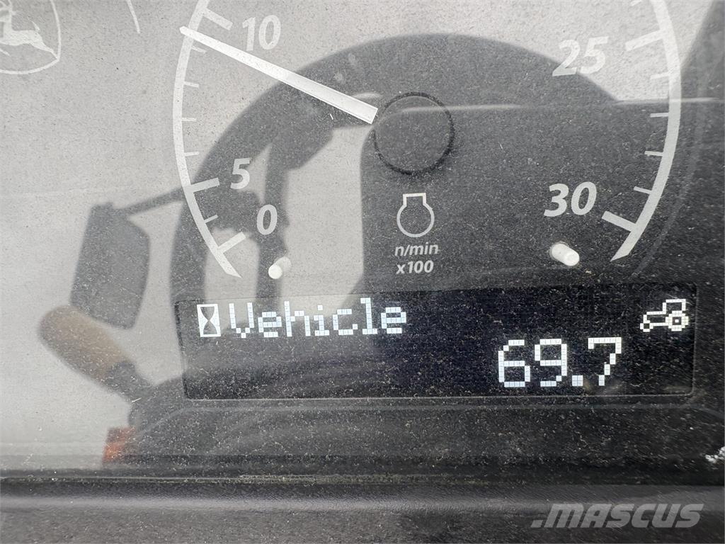 John Deere 4052M Mikrociągniki