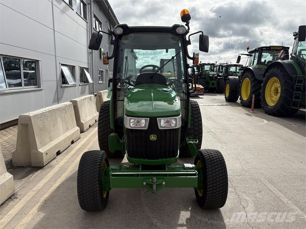 John Deere 4066R Mikrociągniki