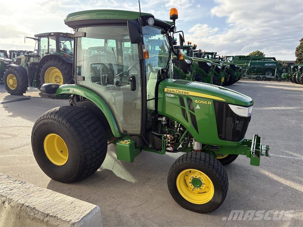 John Deere 4066R Mikrociągniki