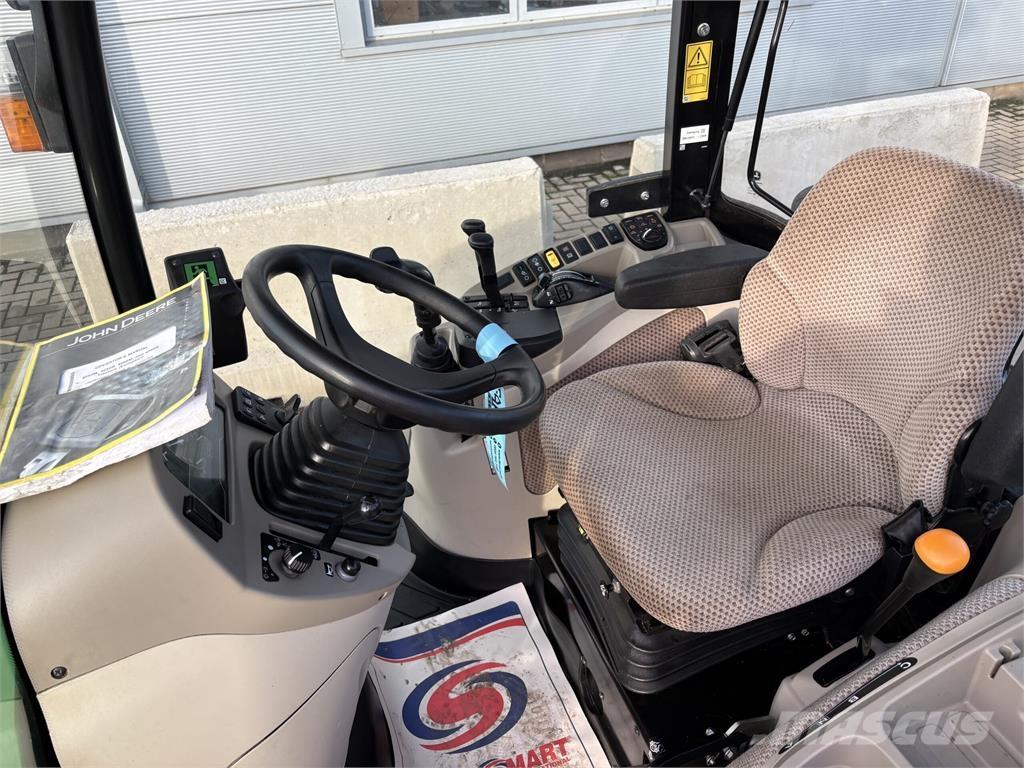 John Deere 4066R Mikrociągniki