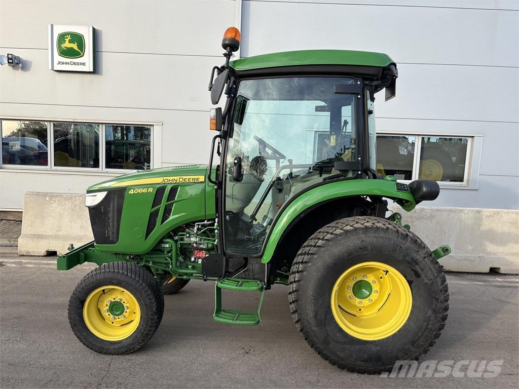John Deere 4066R Mikrociągniki