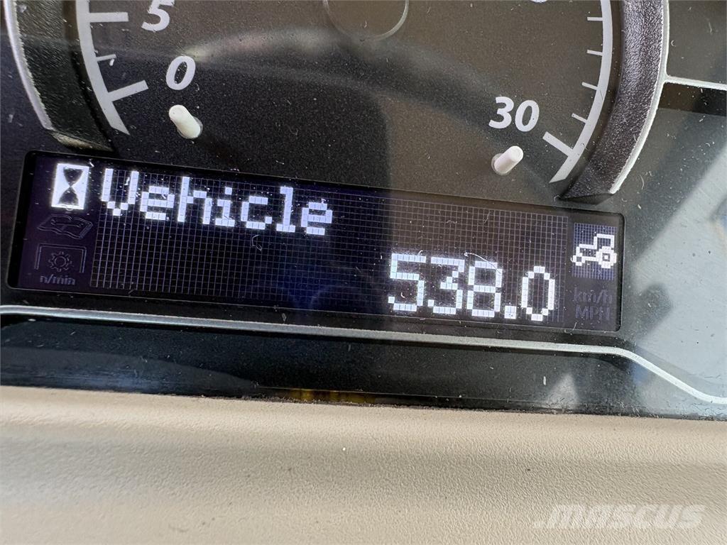 John Deere 4066R Mikrociągniki