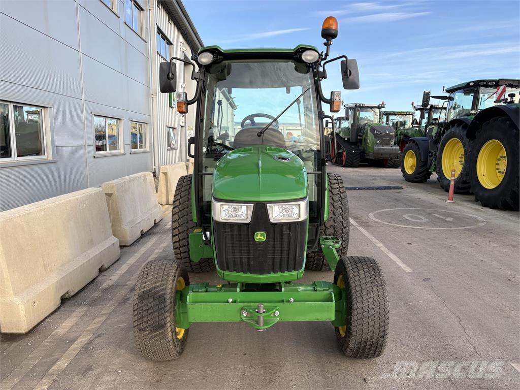 John Deere 4066R Mikrociągniki