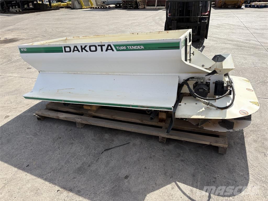 John Deere 410 Komunalne - Inne