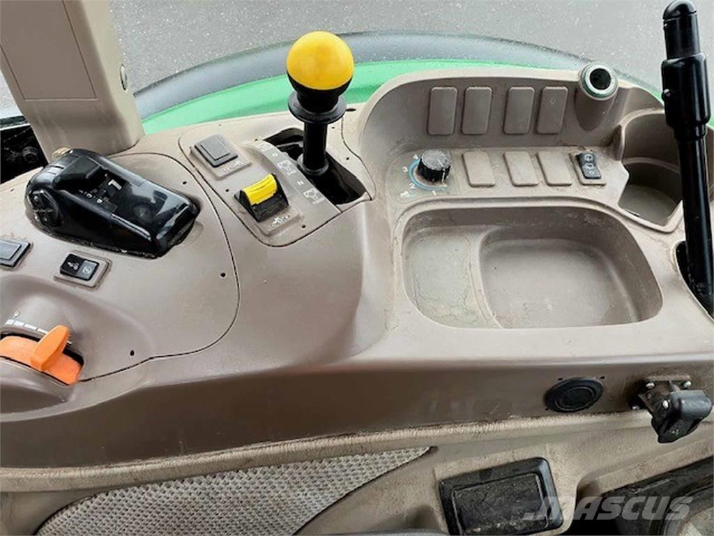 John Deere 5115M Ciągniki rolnicze