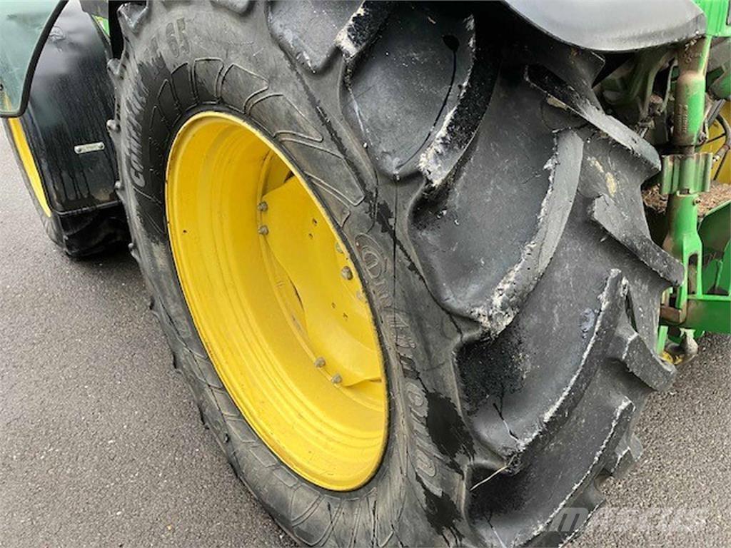John Deere 5115M Ciągniki rolnicze