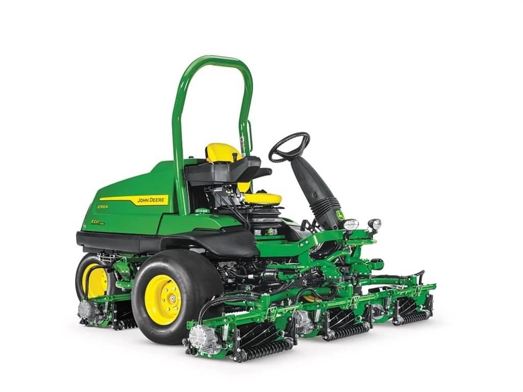 John Deere 6700AE Kosiarki mechaniczne z operatorem za maszyną