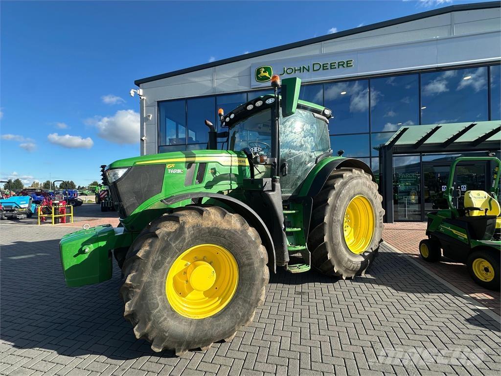 John Deere 6R 215 Ciągniki rolnicze