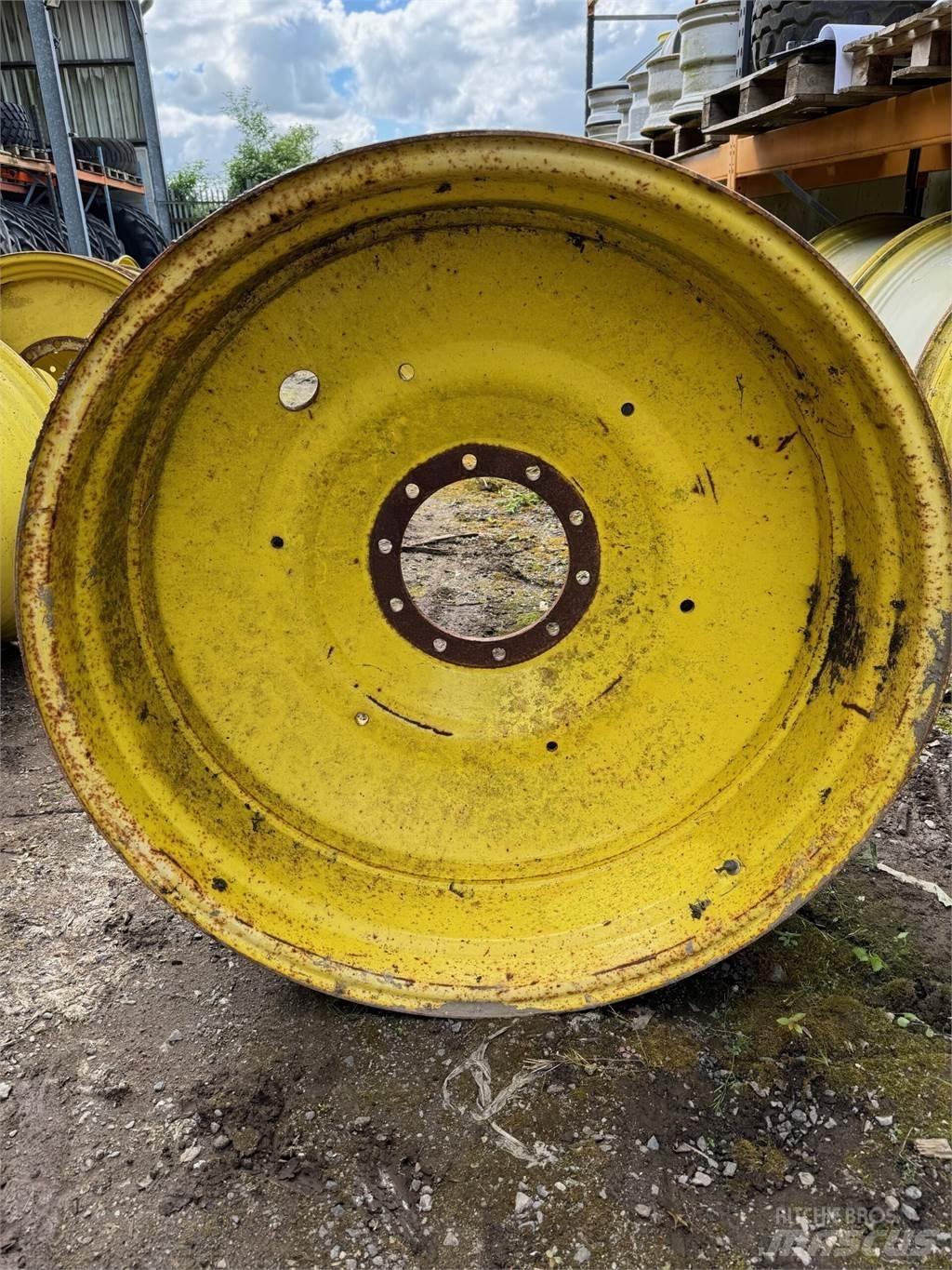 John Deere Example Opony, koła i felgi