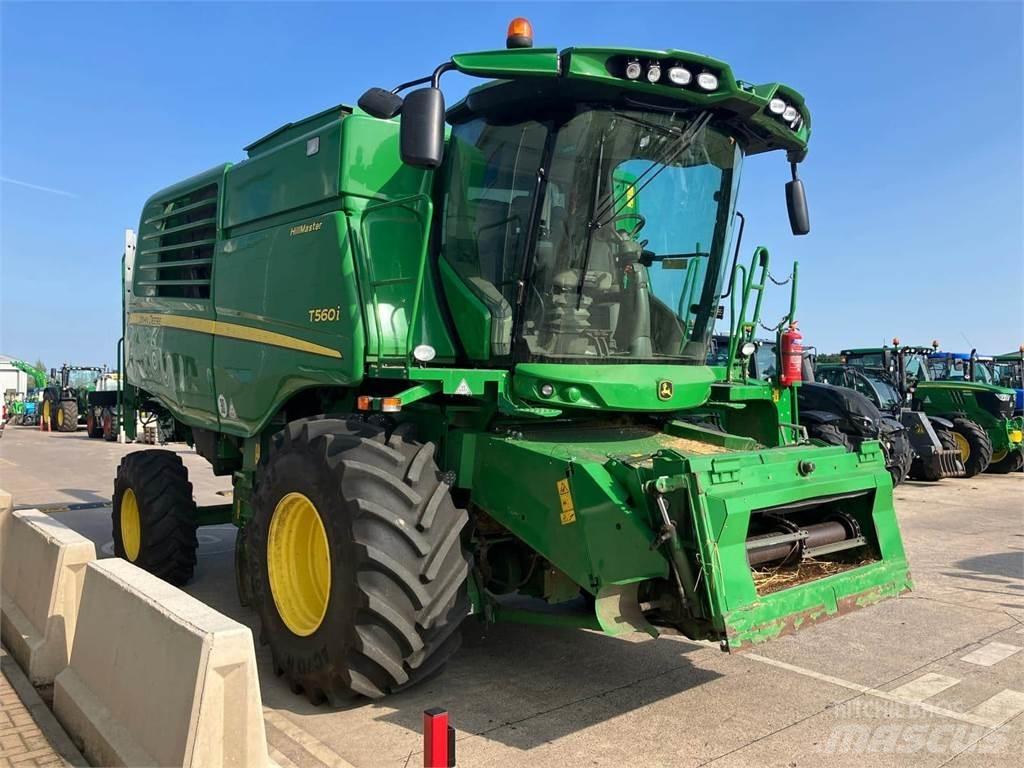 John Deere T560i HM Kombajny zbożowe