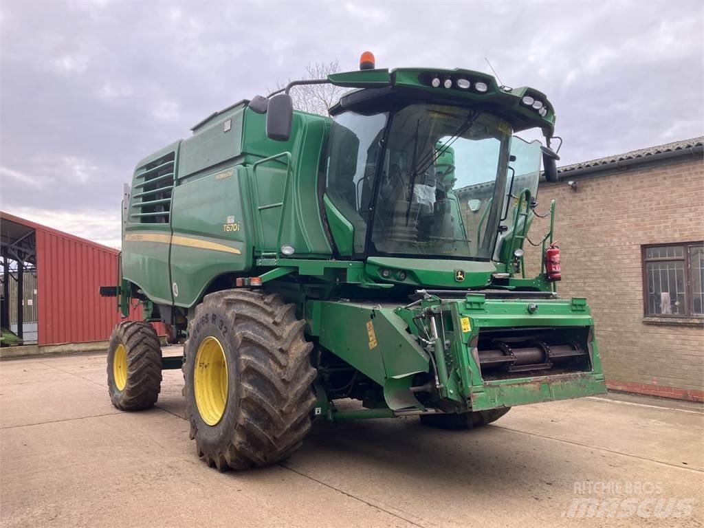 John Deere T670 HM Kombajny zbożowe