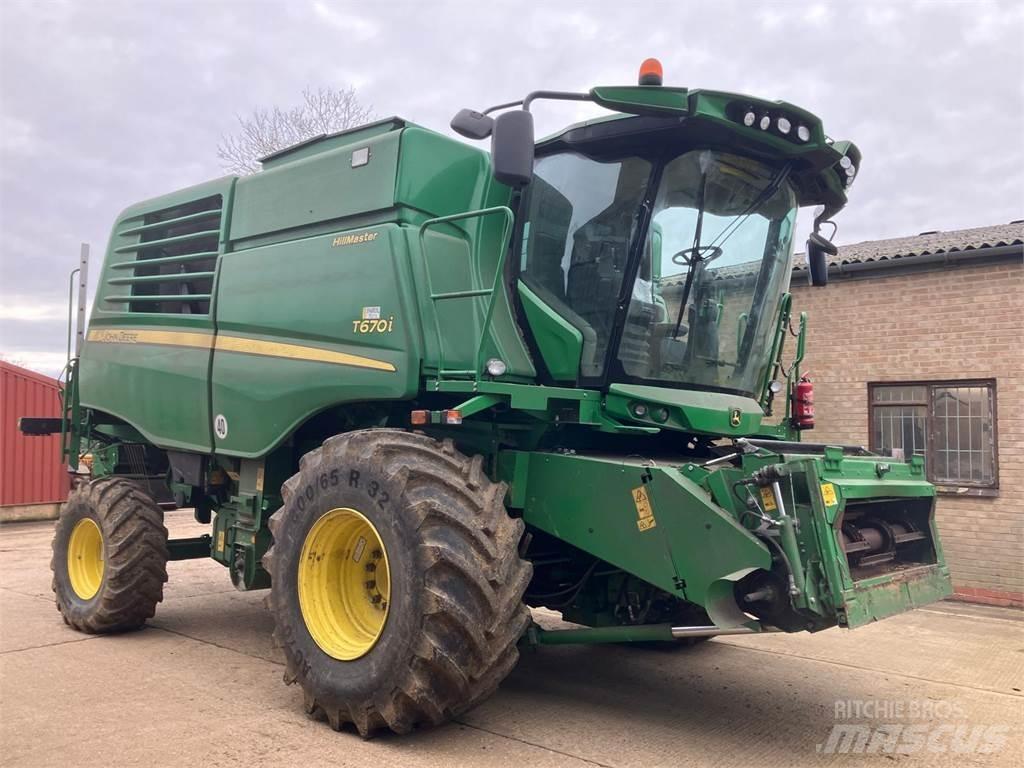 John Deere T670 HM Kombajny zbożowe