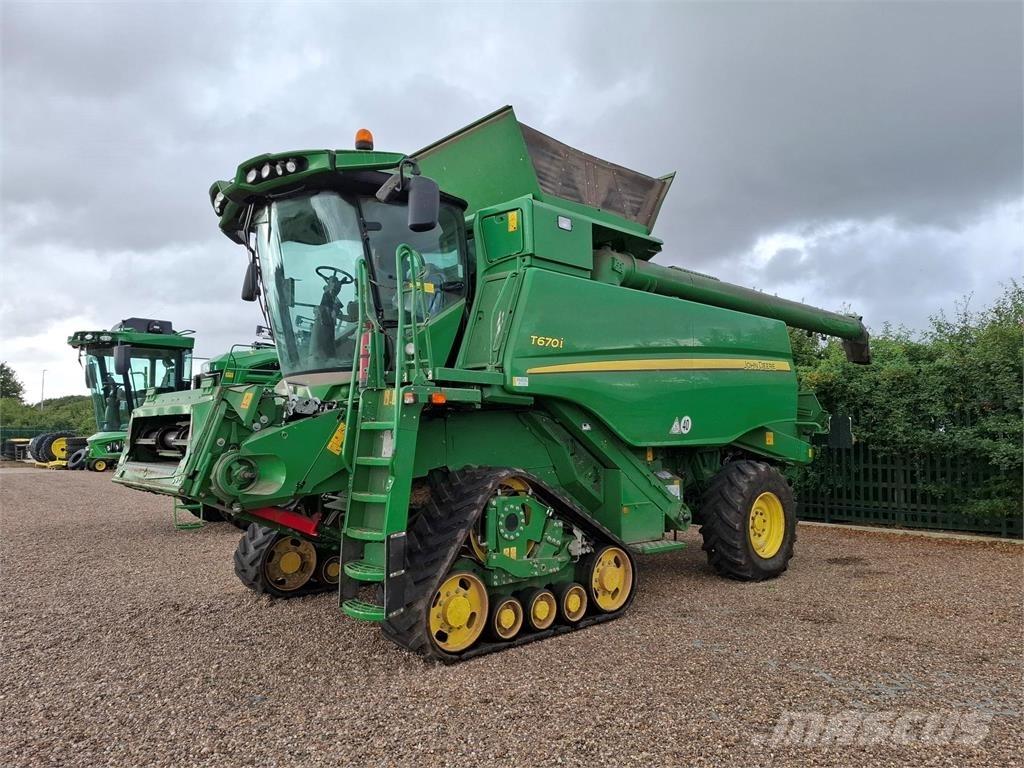 John Deere T670i Kombajny zbożowe