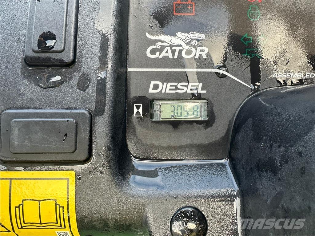 John Deere TH6x4 Maszyny komunalne