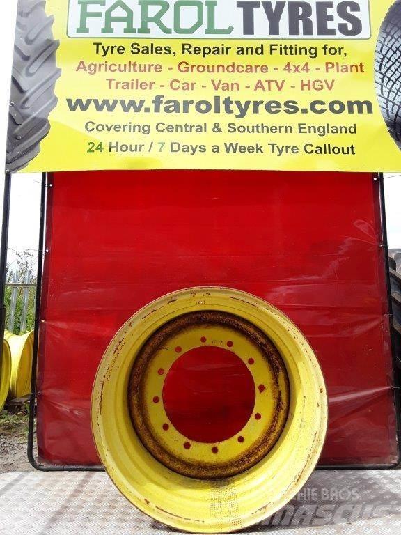 John Deere Yellow rim Opony, koła i felgi
