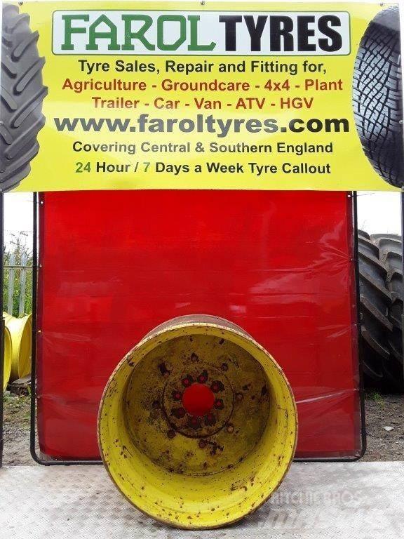 John Deere Yellow rim Opony, koła i felgi