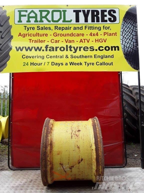 John Deere Yellow rim Opony, koła i felgi