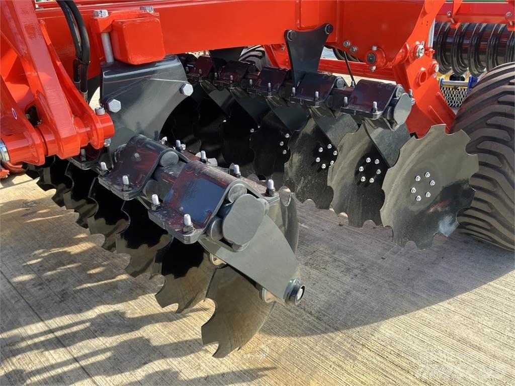 Kuhn L6000 Kultywatory