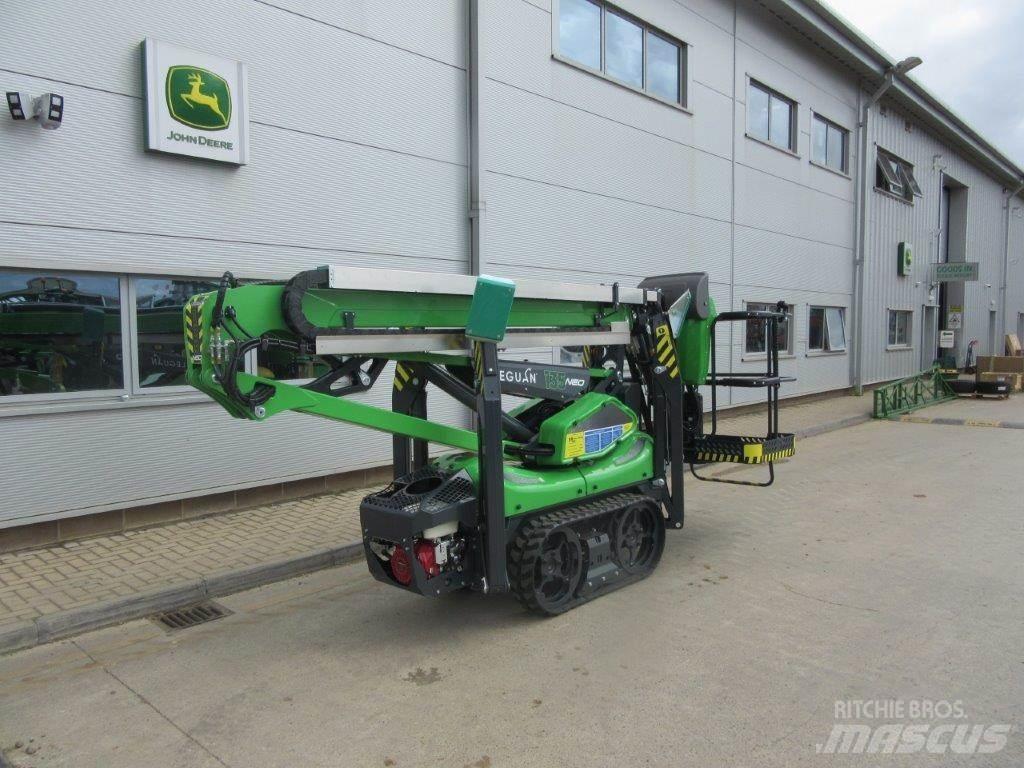 Leguan 135 NEO Ładowarki teleskopowe