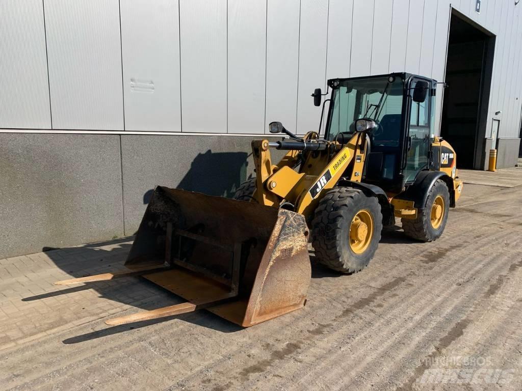 CAT 906 M Ładowarki kołowe