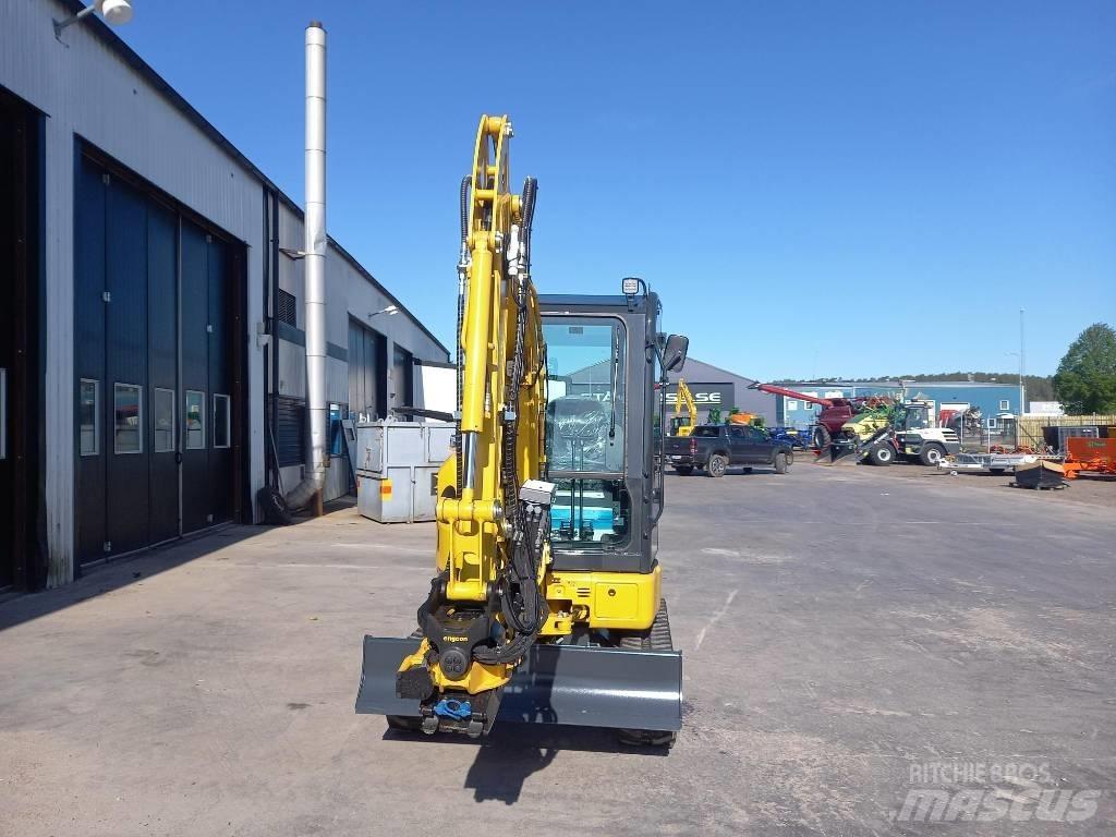 Komatsu PC26MR-5 Minikoparki