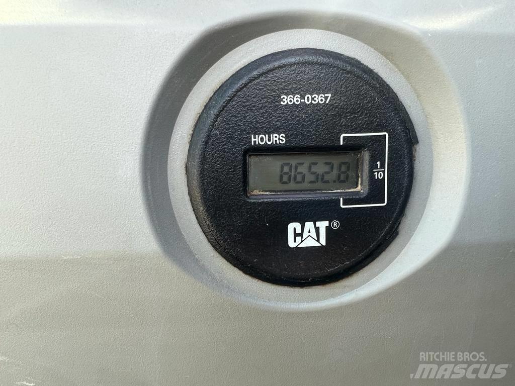 CAT 323 EL Koparki gąsienicowe