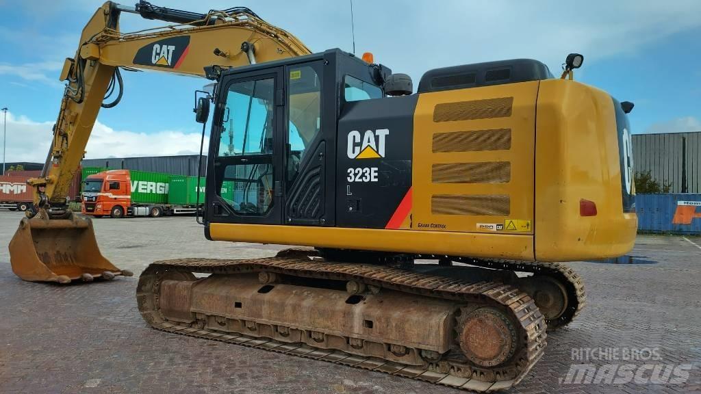 CAT 323 EL Koparki gąsienicowe