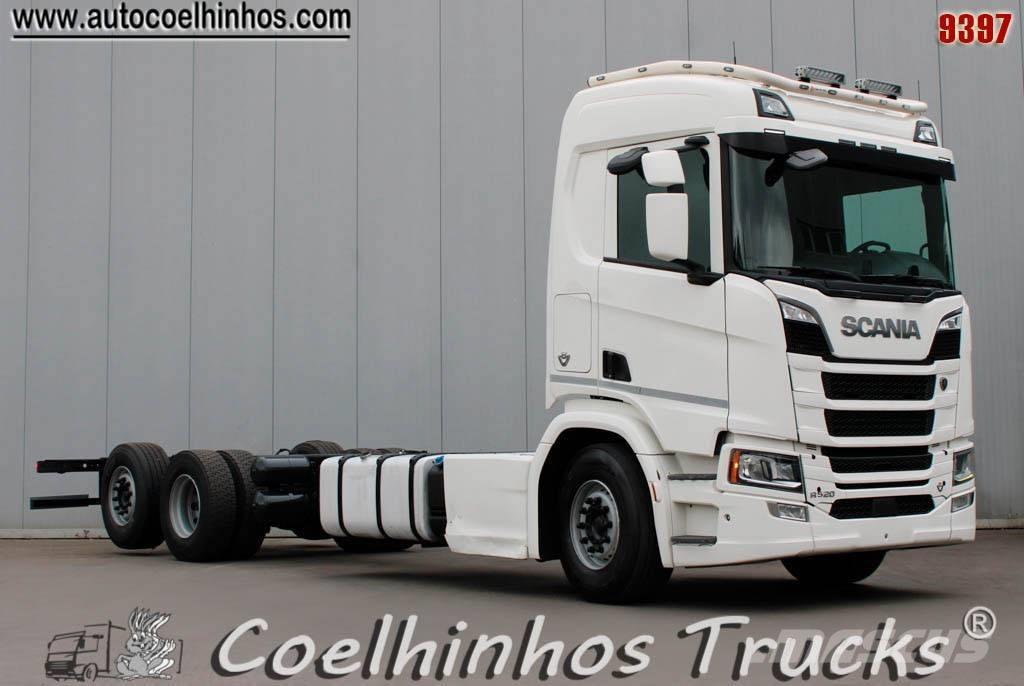 Scania R 520  V8 Pojazdy pod zabudowę