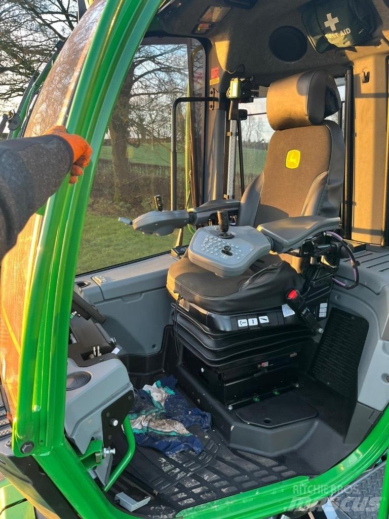 John Deere 1270G 8WD Harwestery